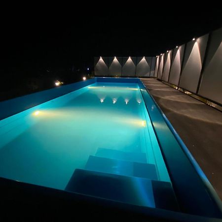 Le Poshe Beachview - Tie Hotels & Resorts ポンディシェリ エクステリア 写真